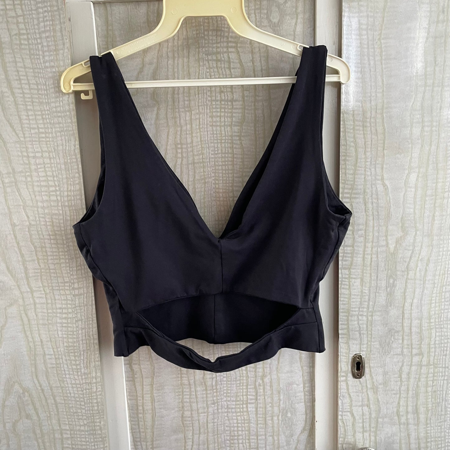 (XS) Kookai Black Crop