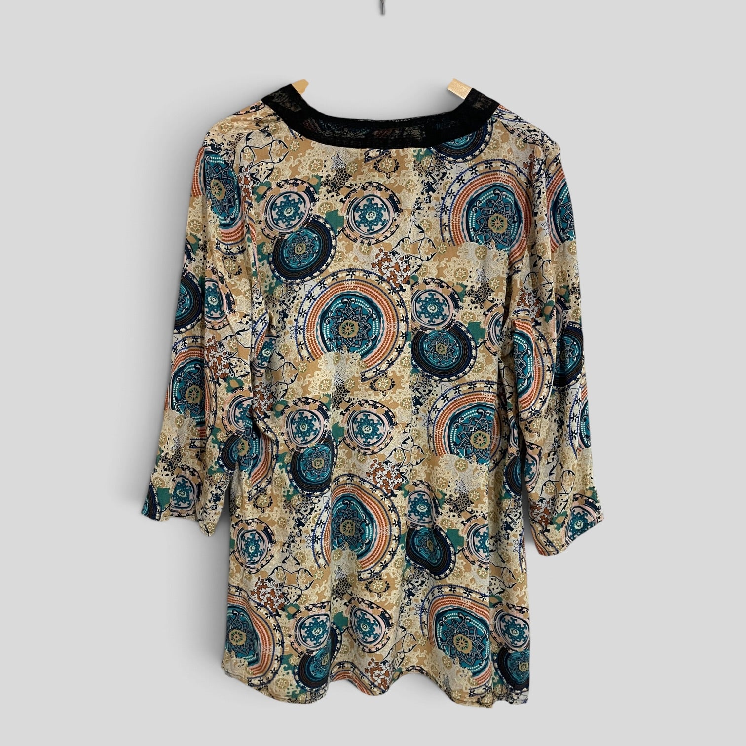Image of (16) Caroline Morgan | Blouse