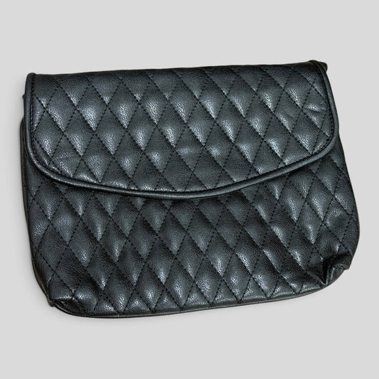 Clutch | Black Diamond Stitch