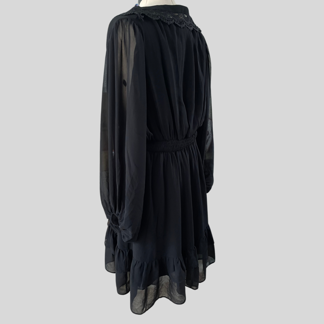 (XS - Plus) City Chic Black L/S Dress