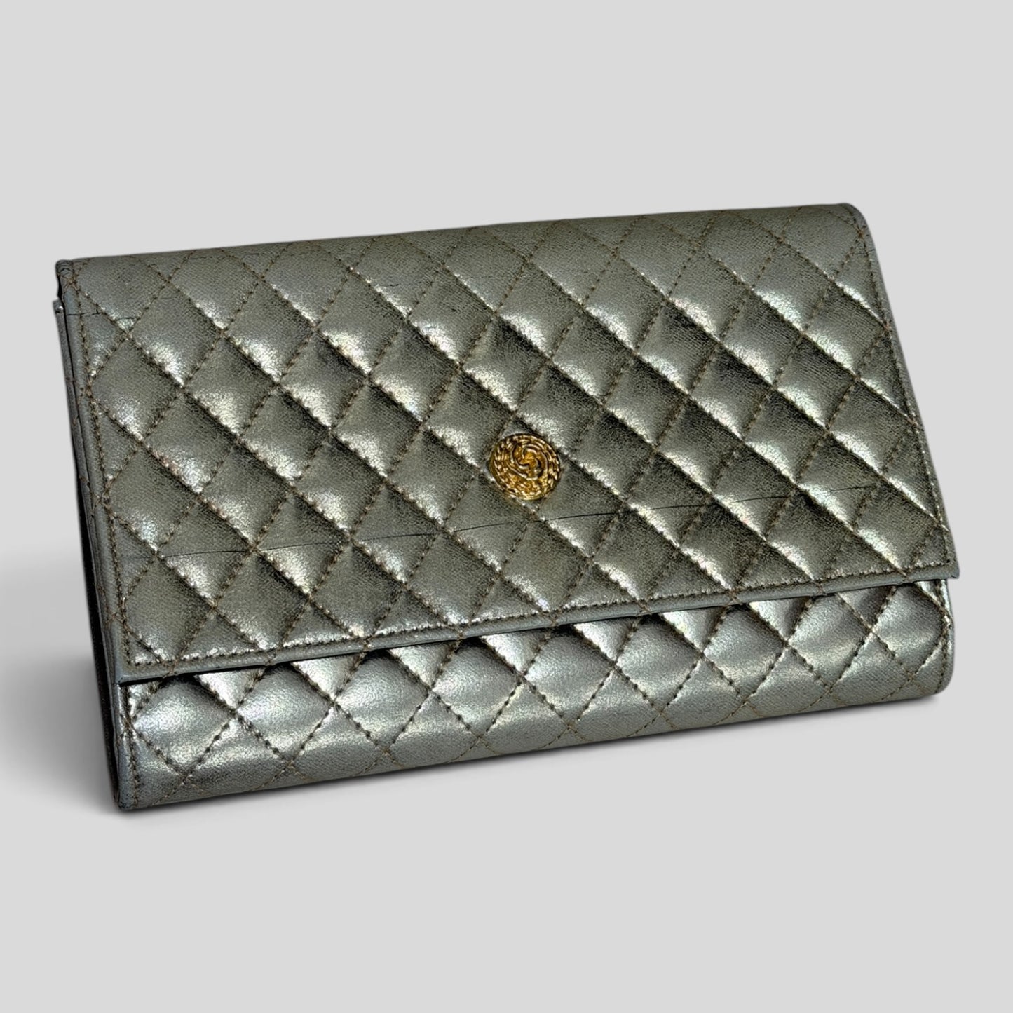 Clutch | Metalic Diamond Stitch