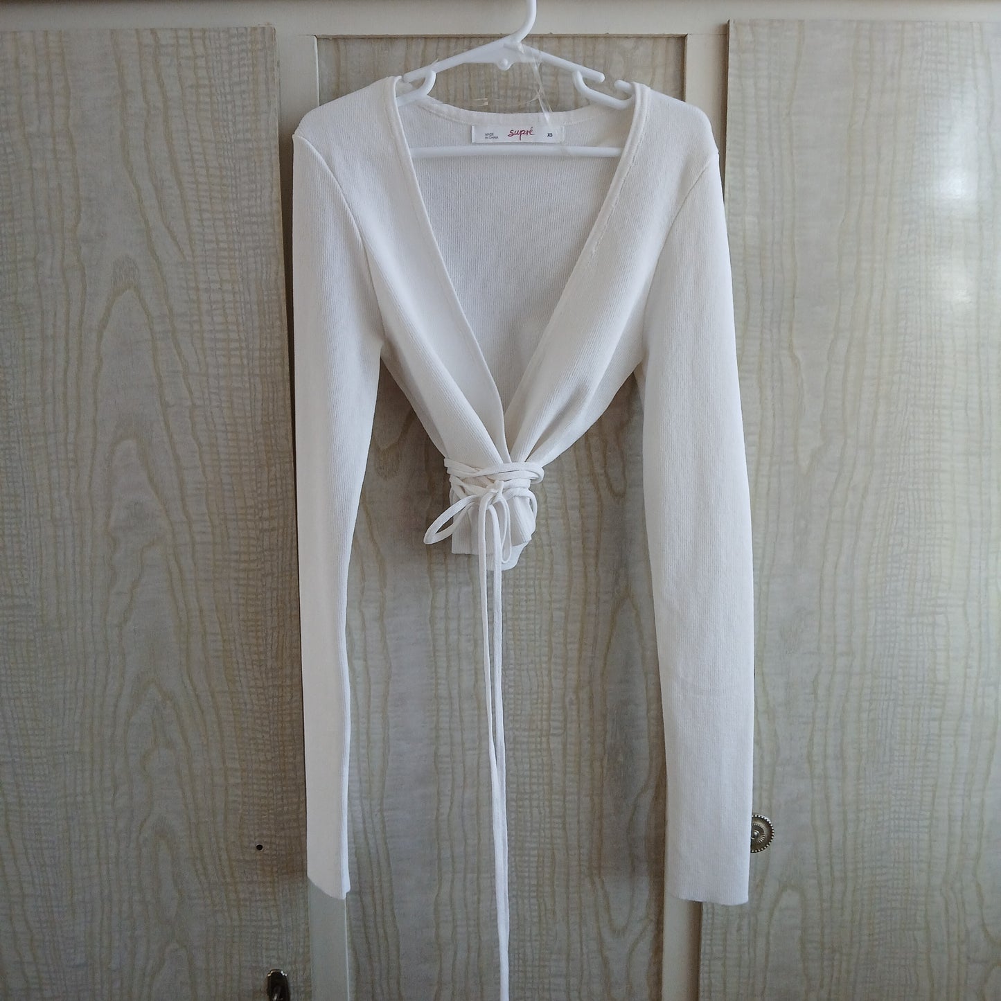 (XS) White L/S Crop Wrap Cardigan Supre