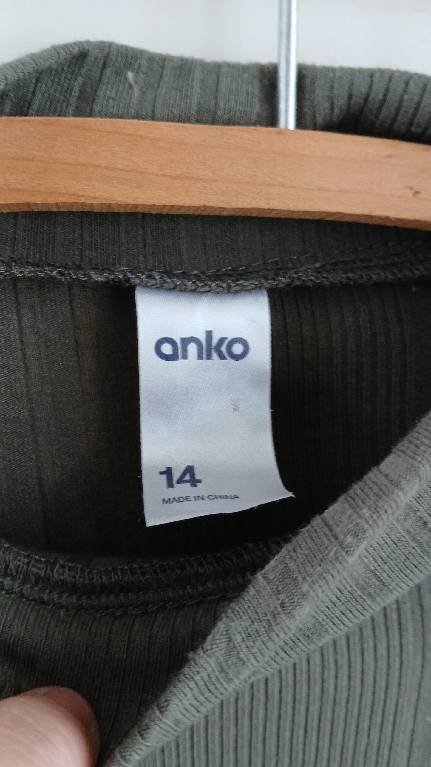 (14) Anko | L/S Ribbed Shirt