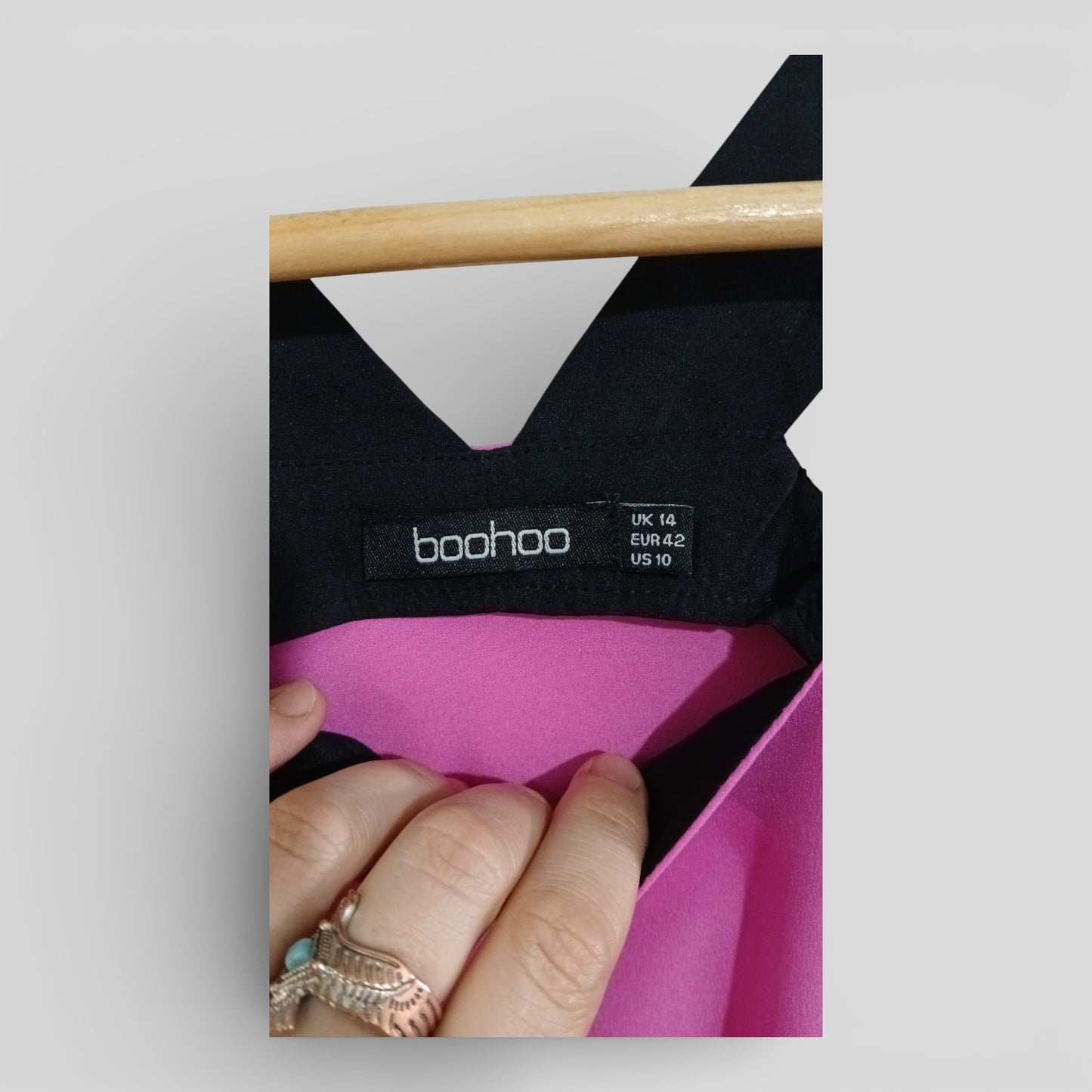 (14) Boohoo | Pink / Black Blouse