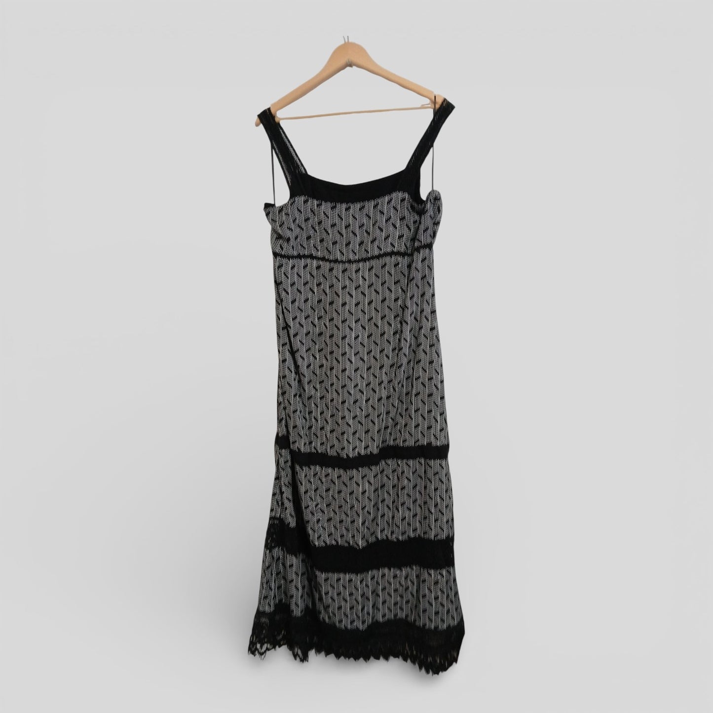 (16) Rockmans | BW Maxi Dress