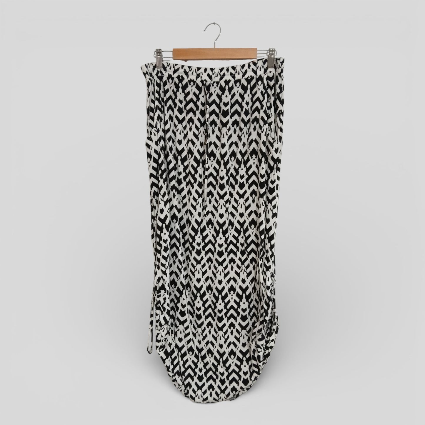 (14) Vangelica | Maxi Skirt