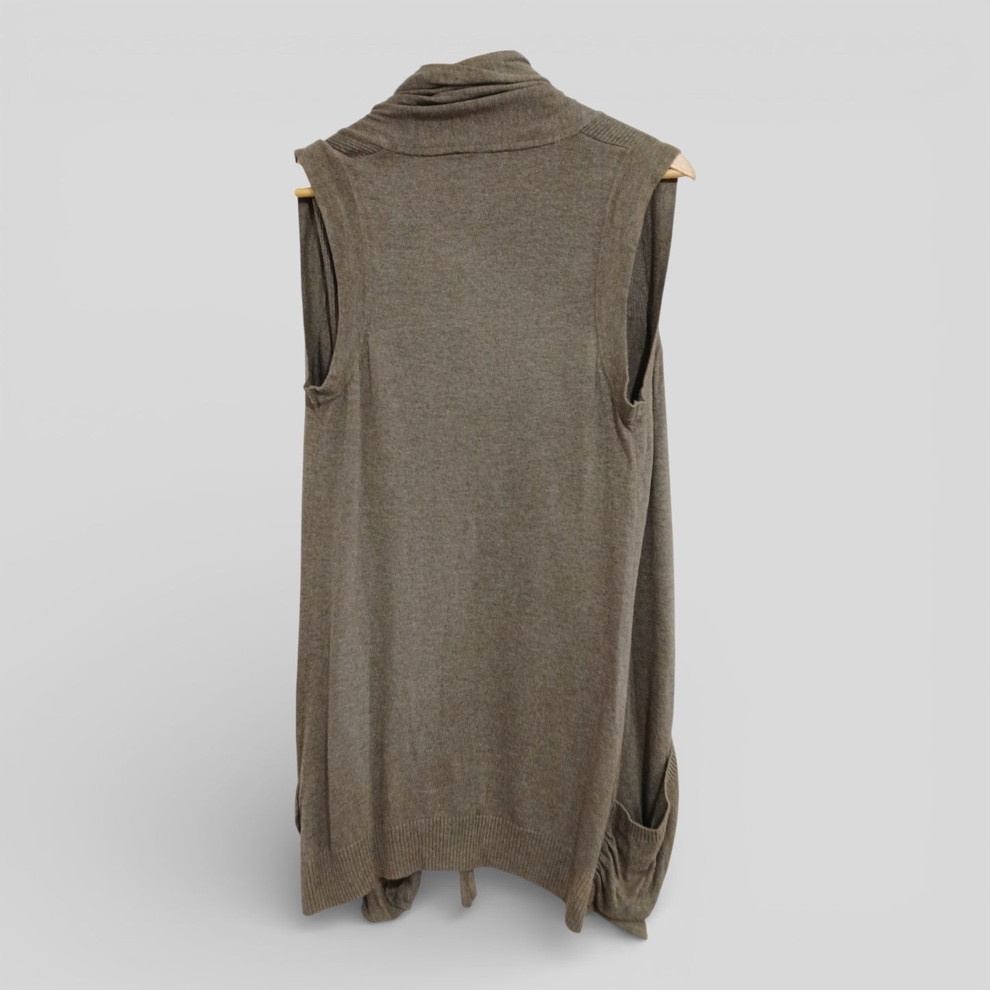 (12) Hot Options | Sleevless Cardi