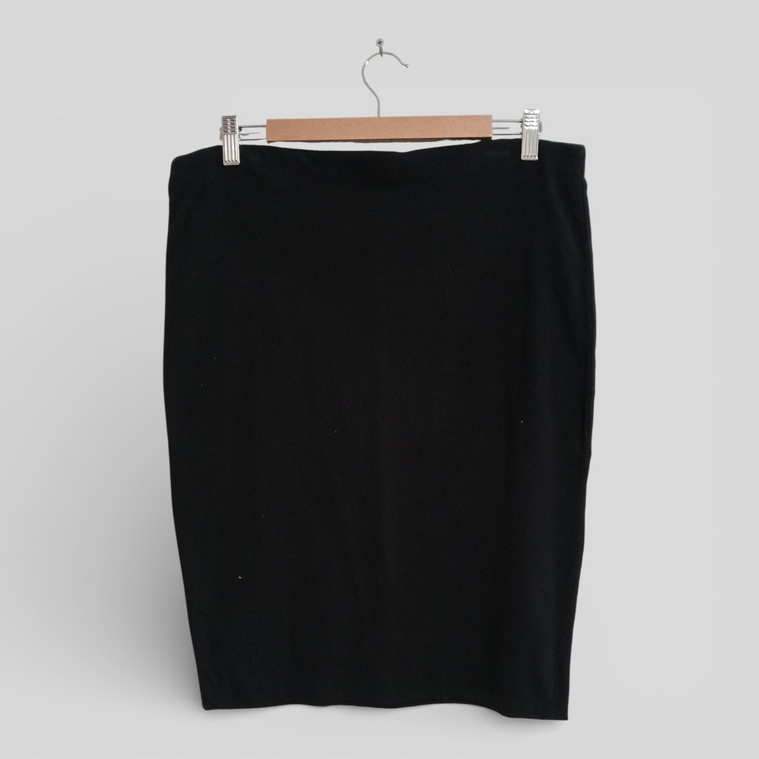 Image of (14) Target | Basic Black Skirt
