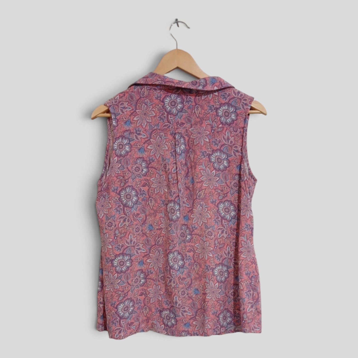 Image of (14) Millers | Pink Floral Tank