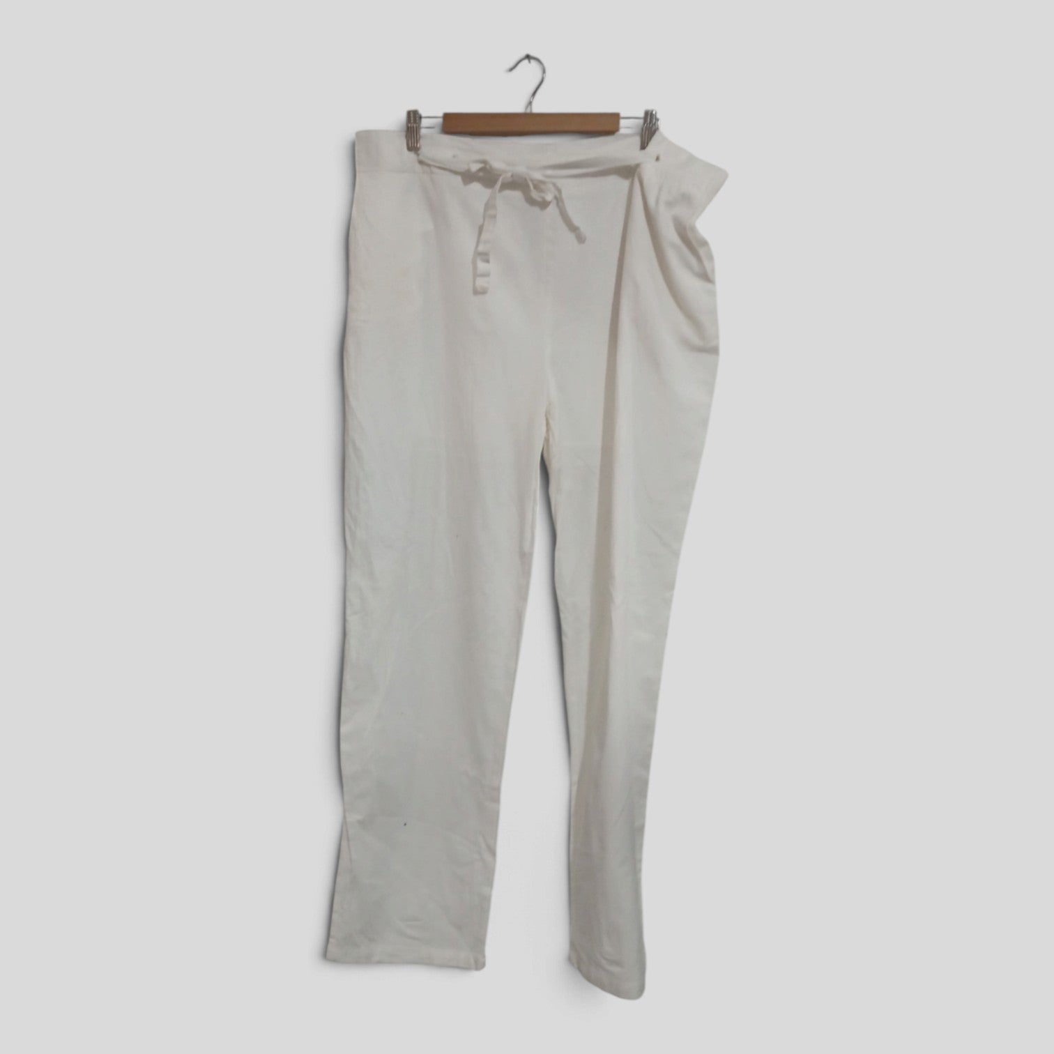 Image of (XL) Shein | White Pants