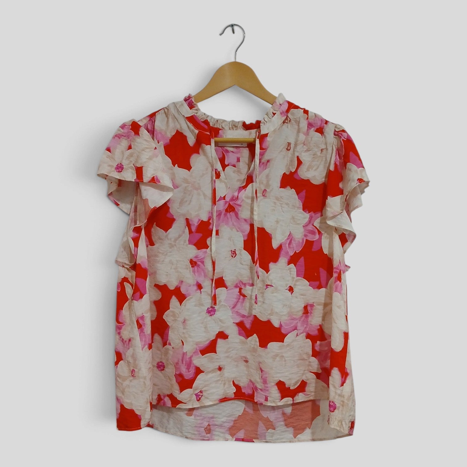 Image of (16) Betty Basics | Floral Blouse