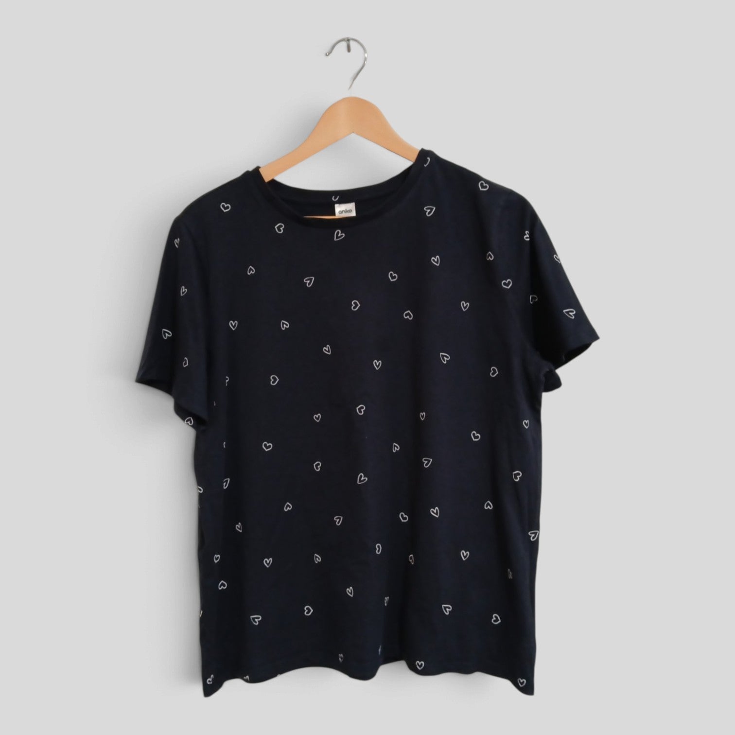 Image of (16) Anko | Black Heart Tee