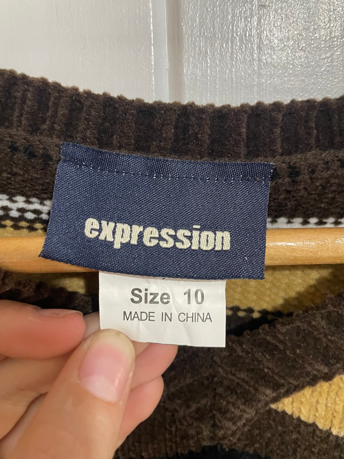 (10) Expression | Striped Sweater