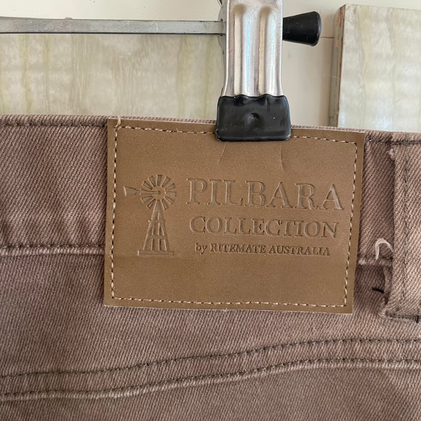 (89L) Pilbara Mens Jeans Brown