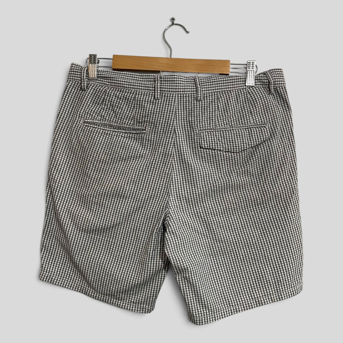(32) River Island | Check Shorts