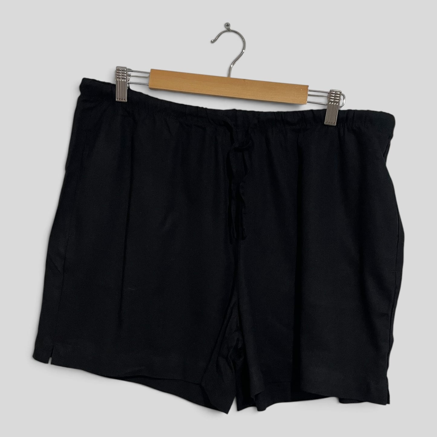 (16) Anko | Black Viscose/Linen Blend Shorts
