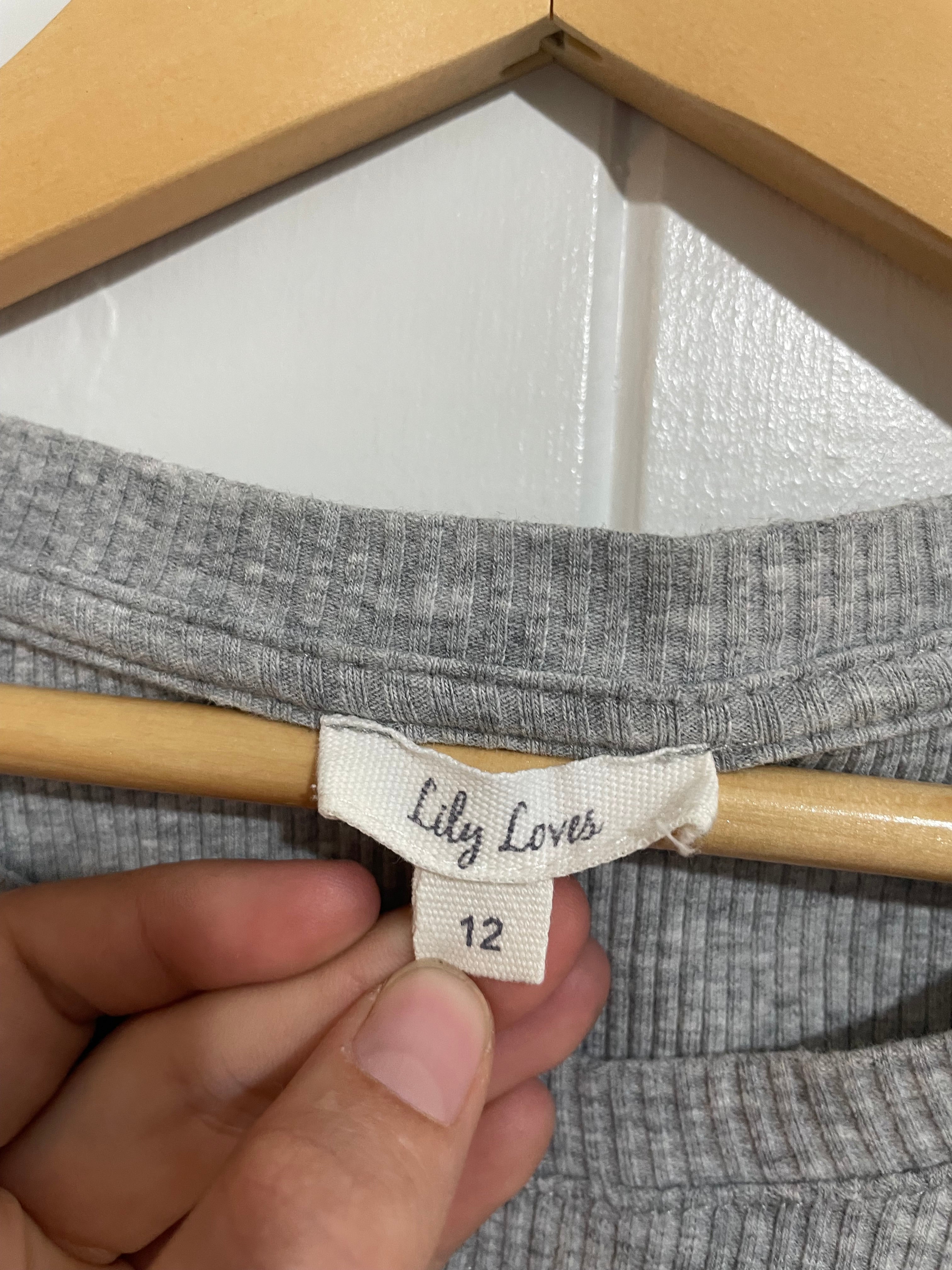 Image of (12JNR) Lily Loves | Grey Ribbed Tee
