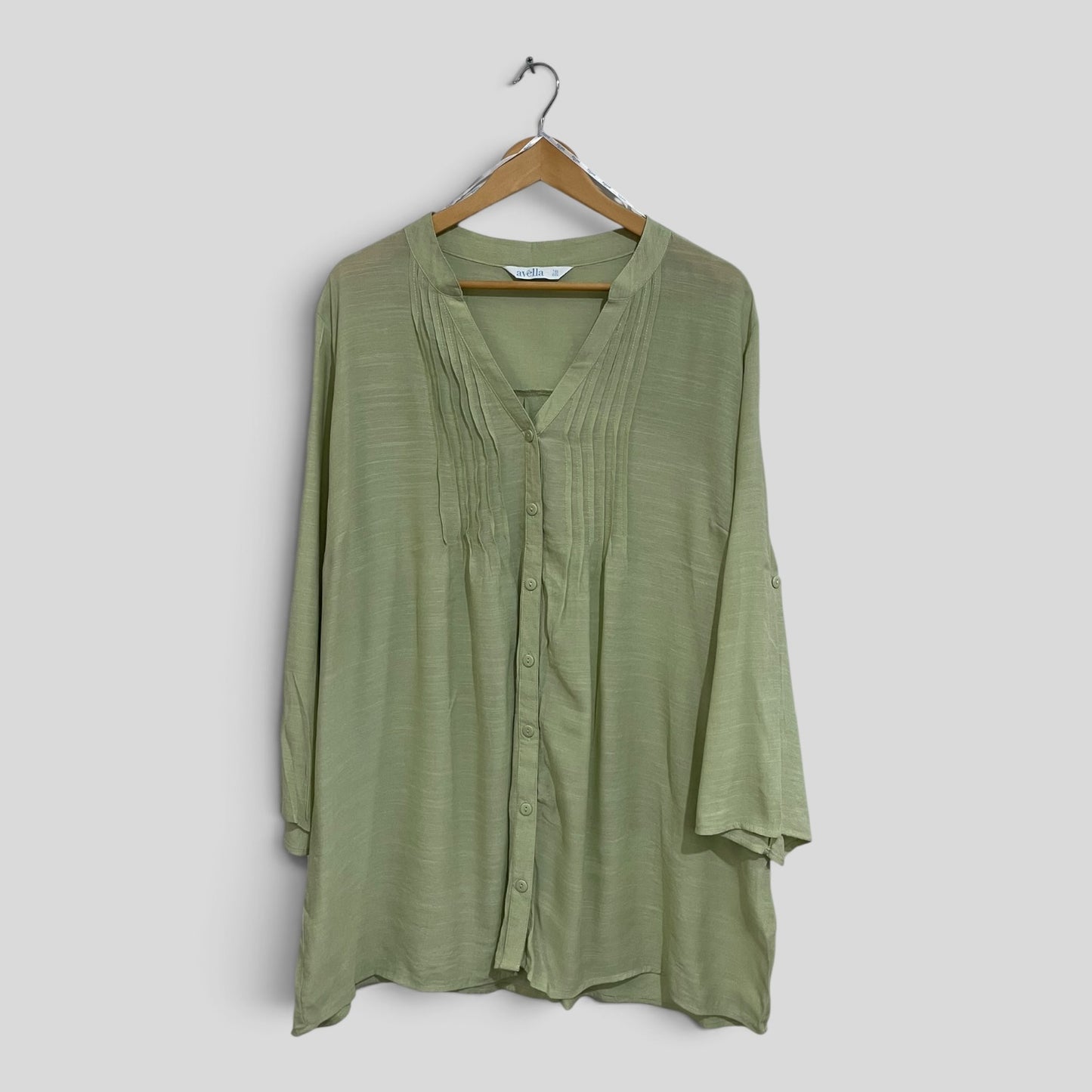 (18) Avella | Green Blouse