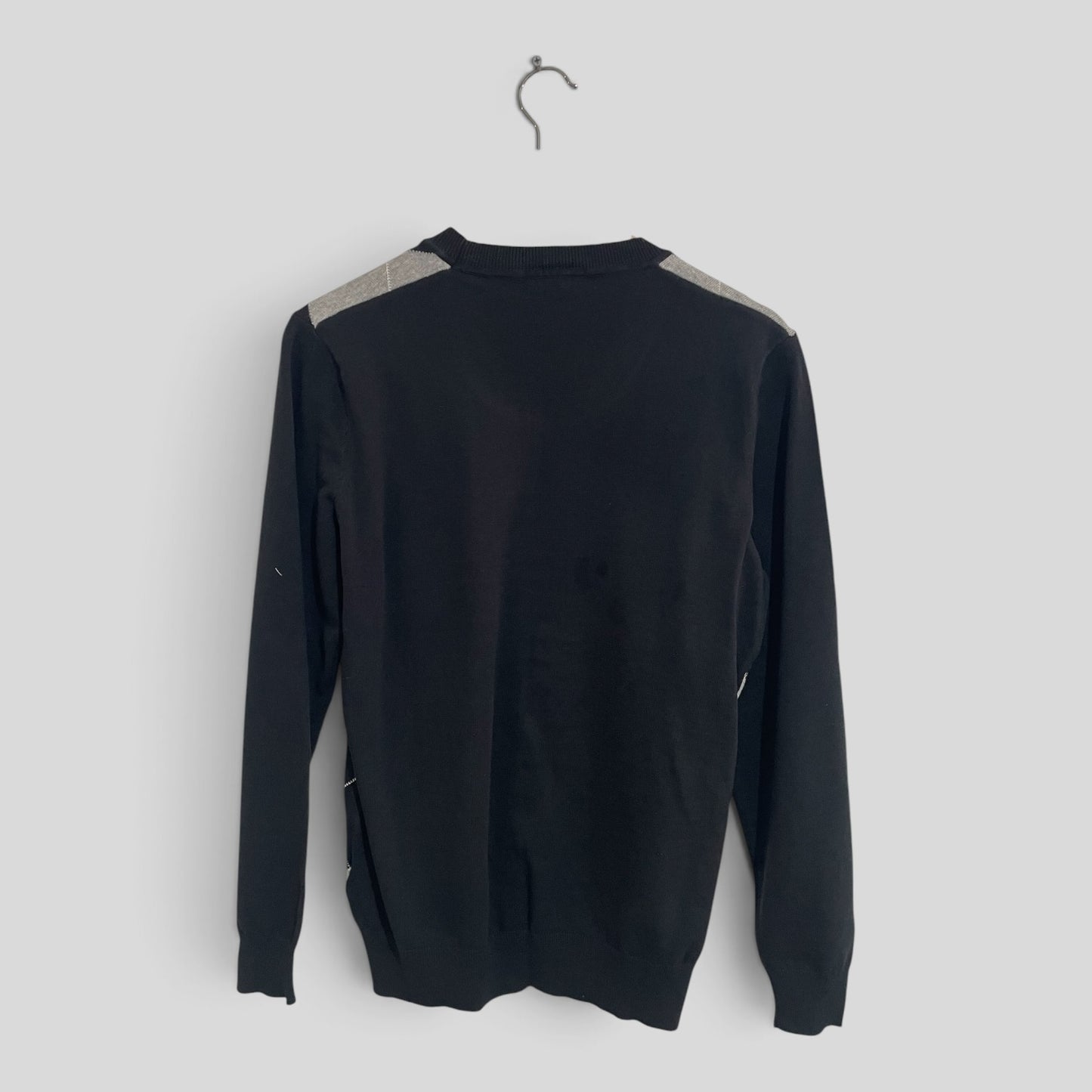(12) Serra | Diamond Sweater
