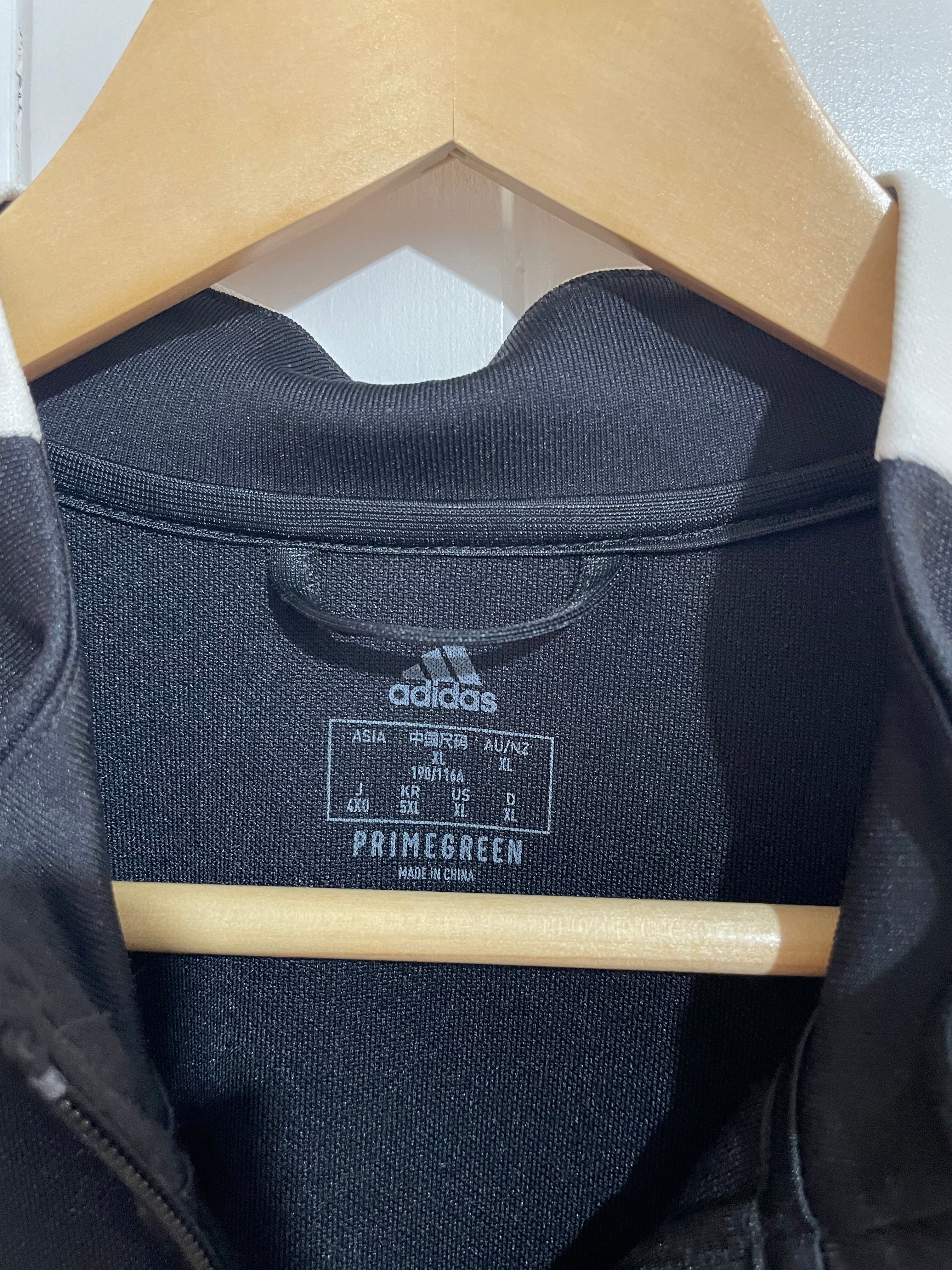 Image of (XL) Adidas | Black Jacket