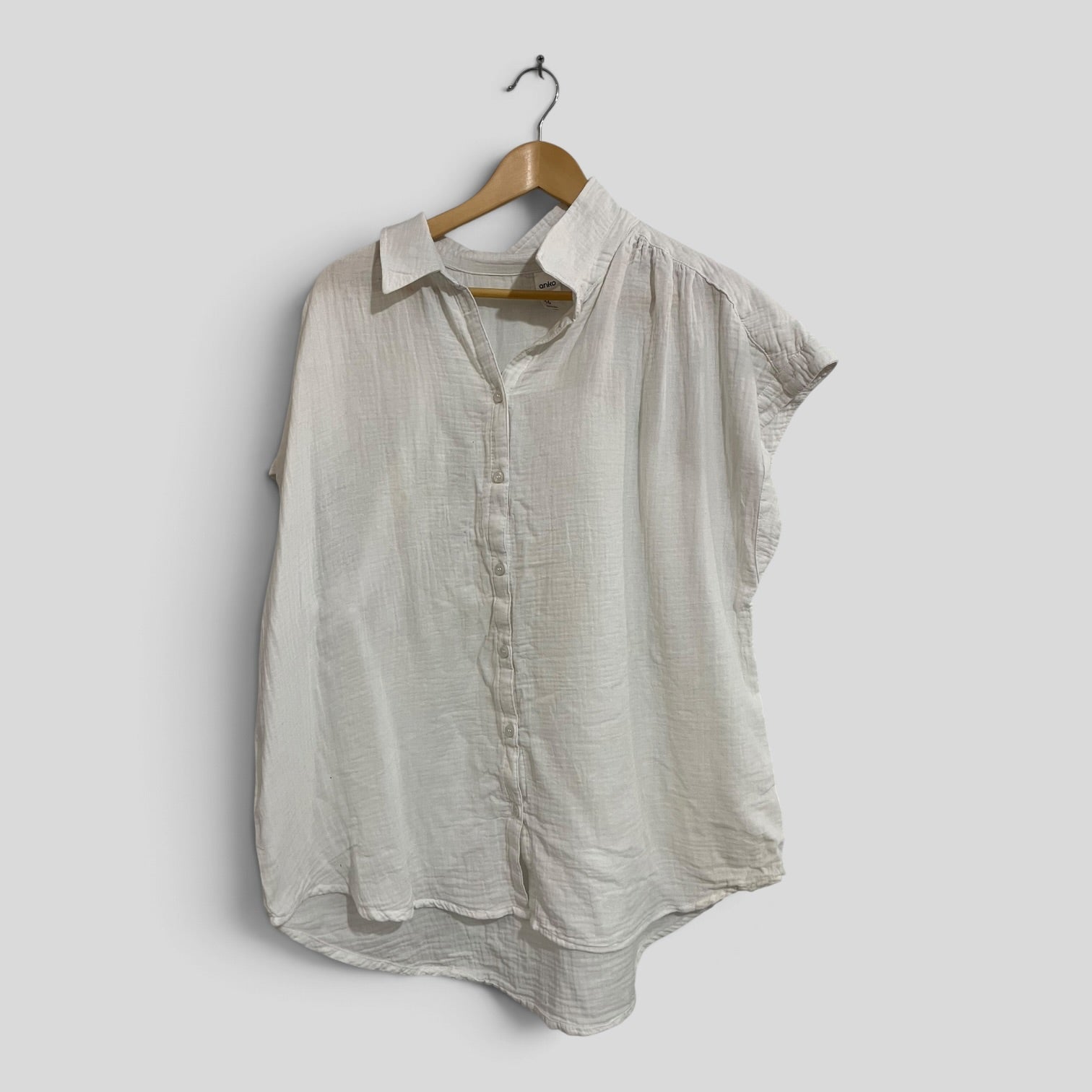 Image of (16) Anko | White Blouse