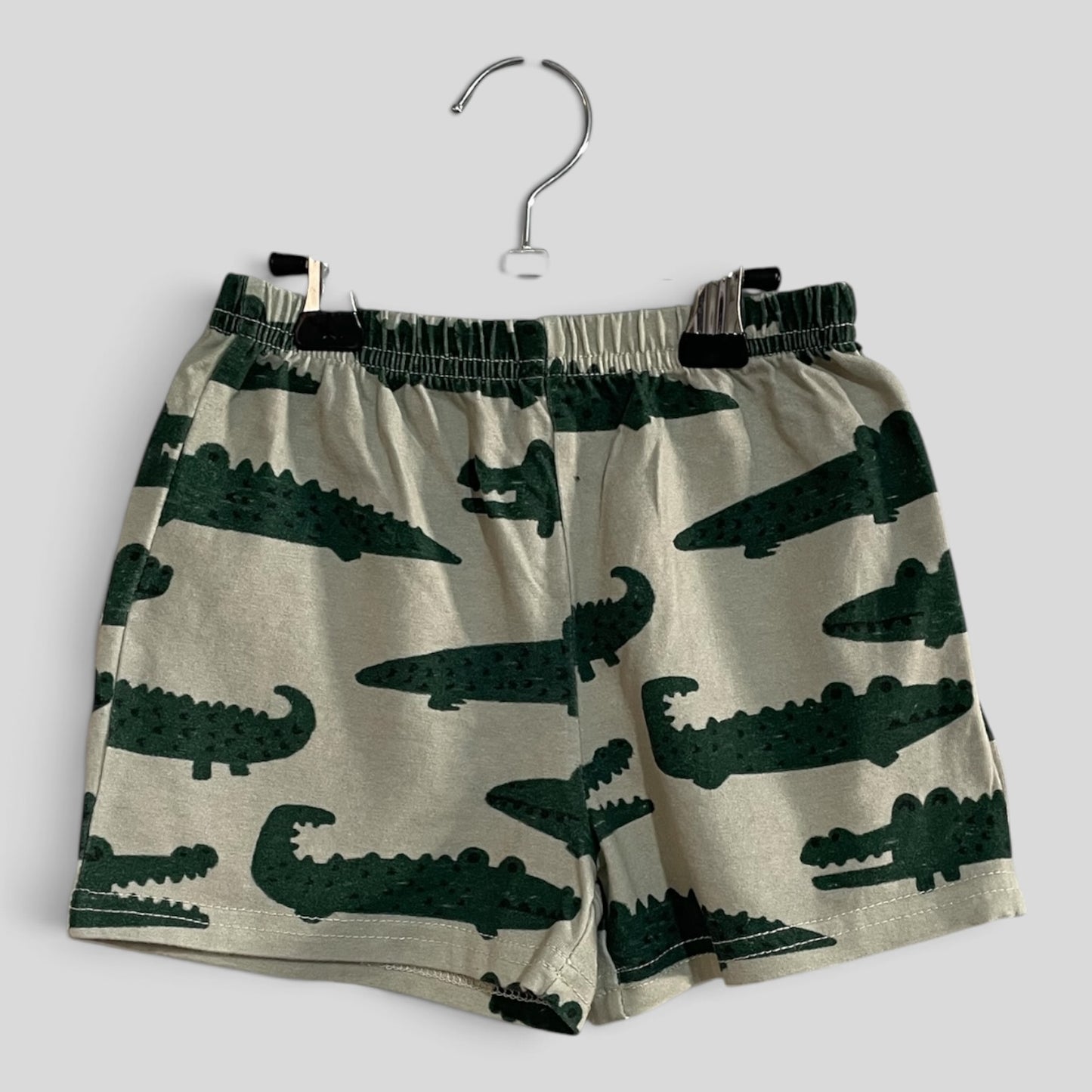 (9-12mJNR) Shein | Croc Shorts