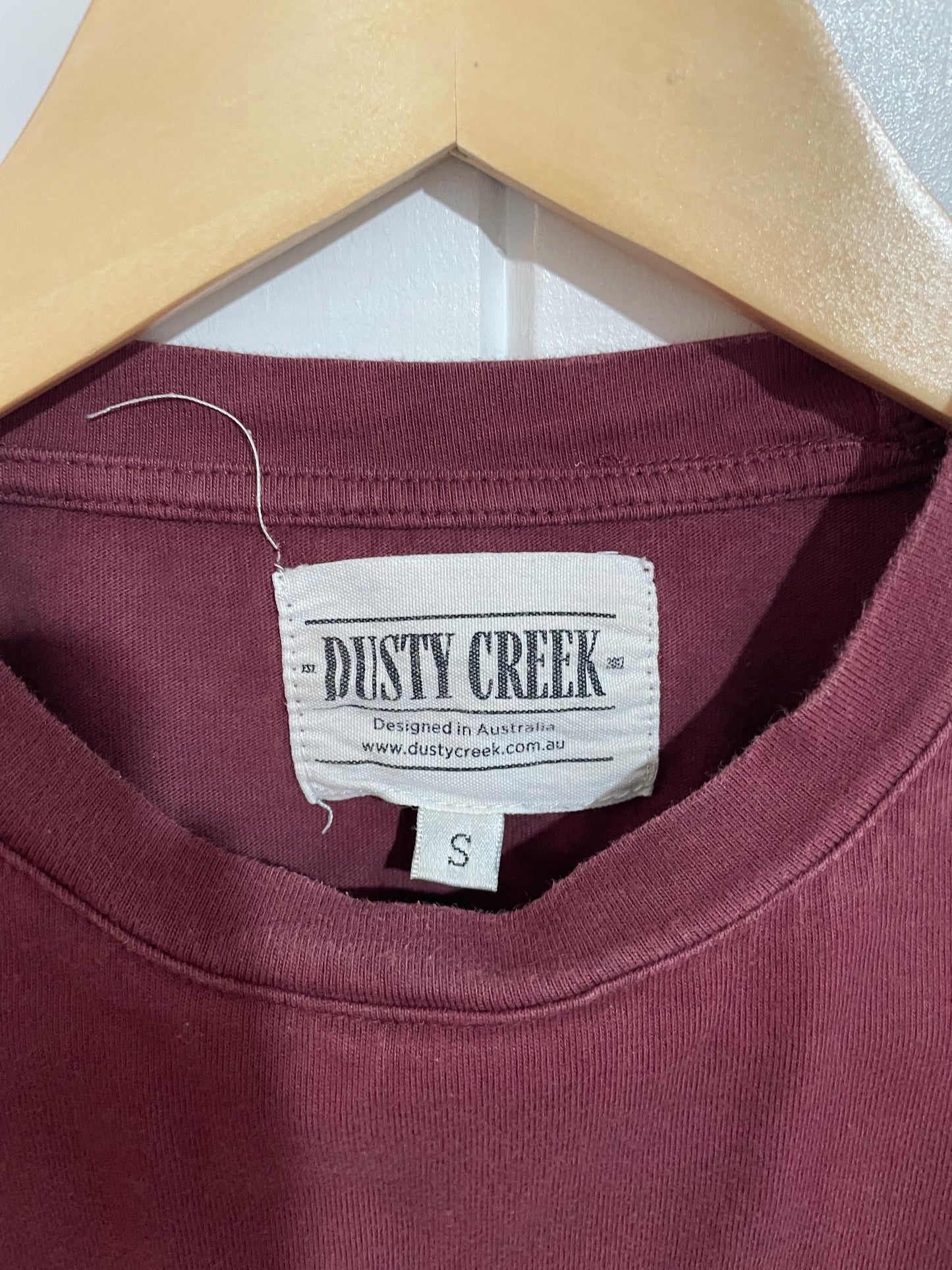 (S) Dusty Creek | Maroon Tee