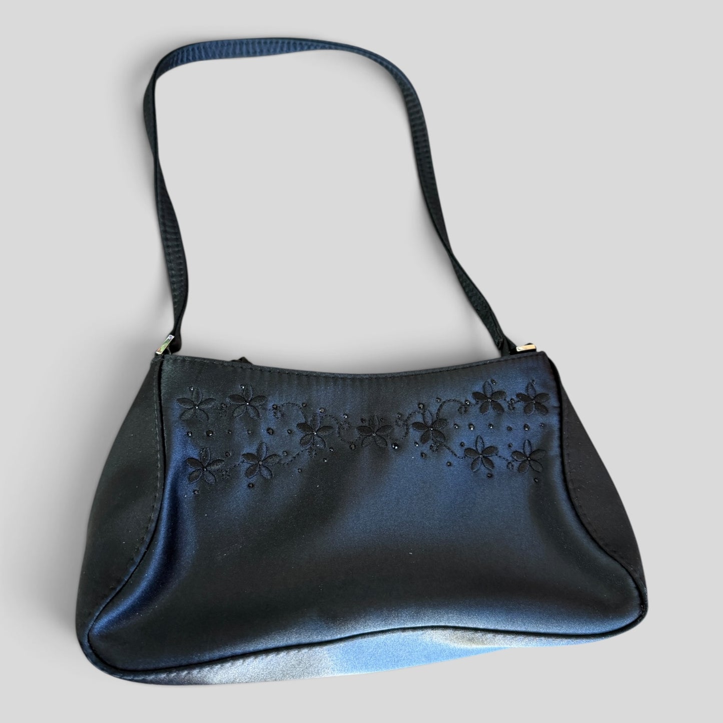Handbag | Black Embroidered Flowers