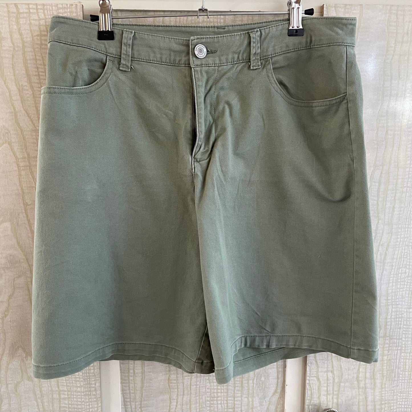 (12) green shorts Anko