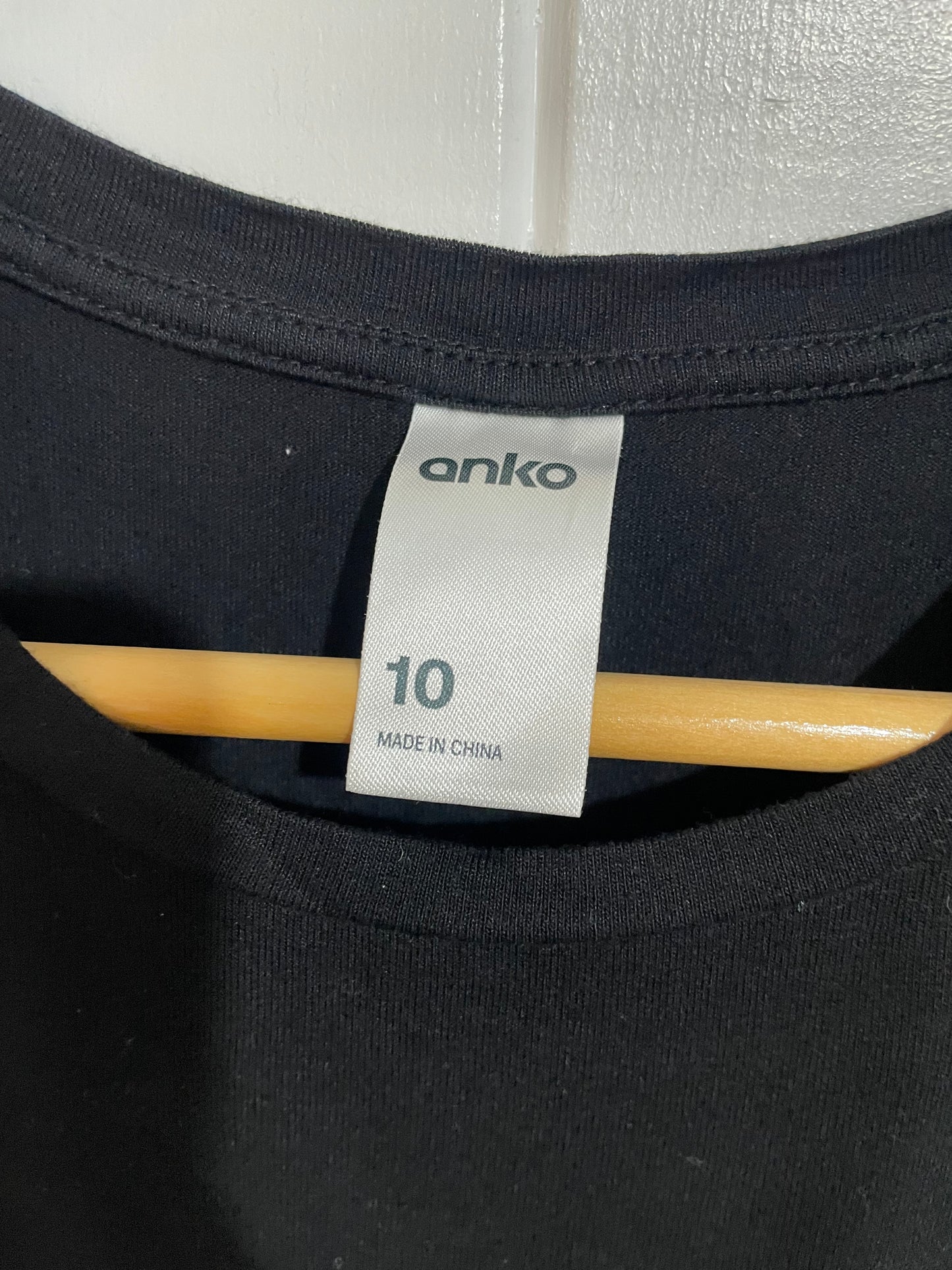 (10) Anko | Black Tee