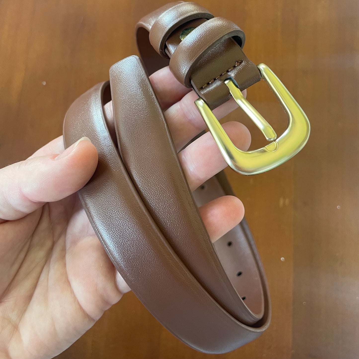 (S/M) Women's Thin Leather Gold Buckle Belt