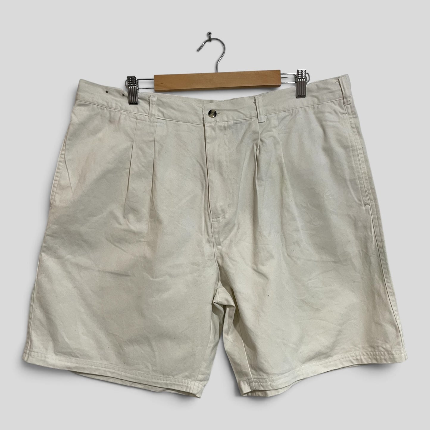 (102) Stubbies | White Shorts