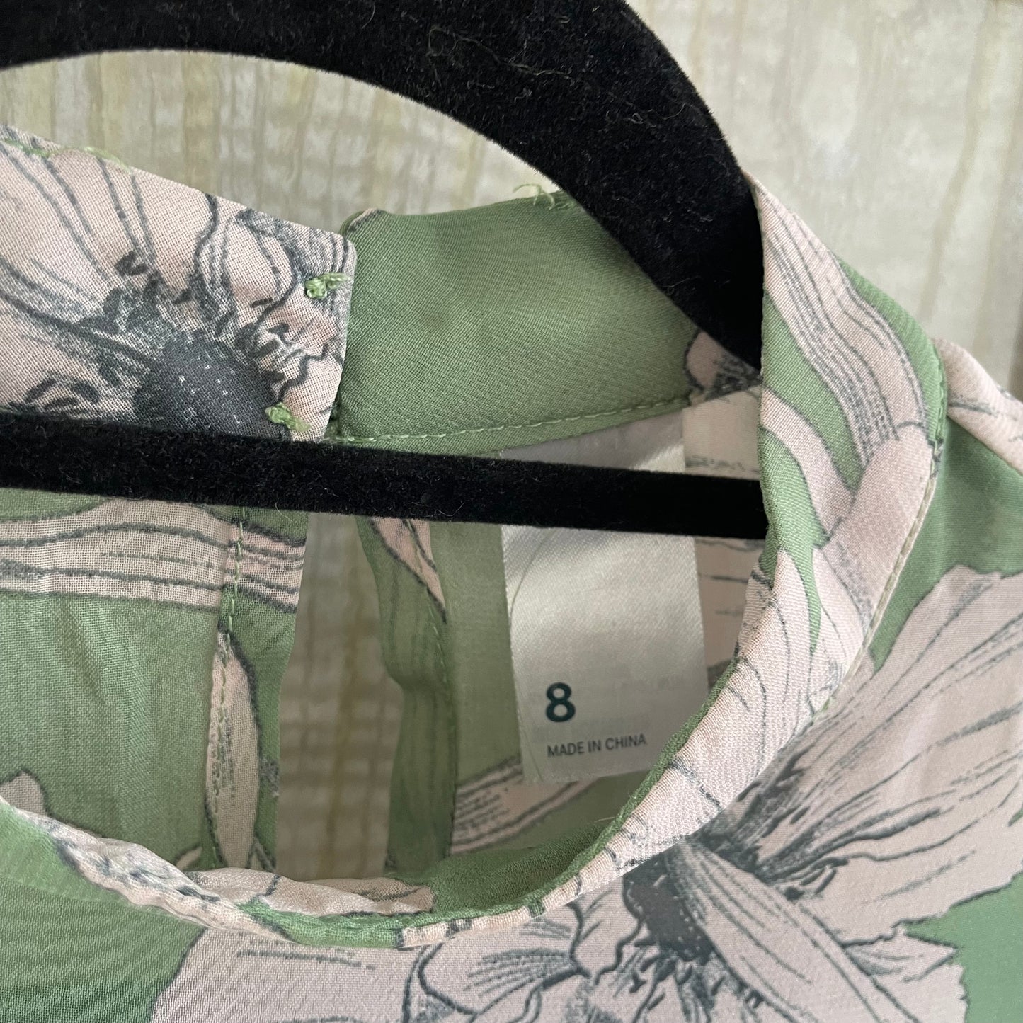 (8) Green Floral Blouse