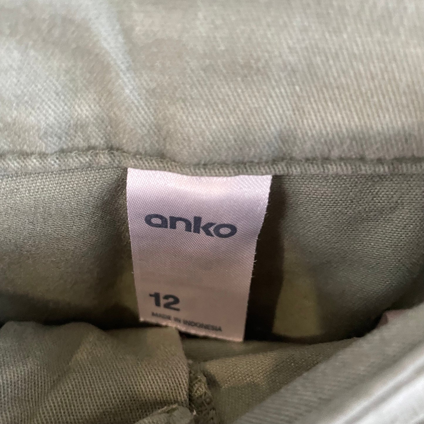 (12) green shorts Anko