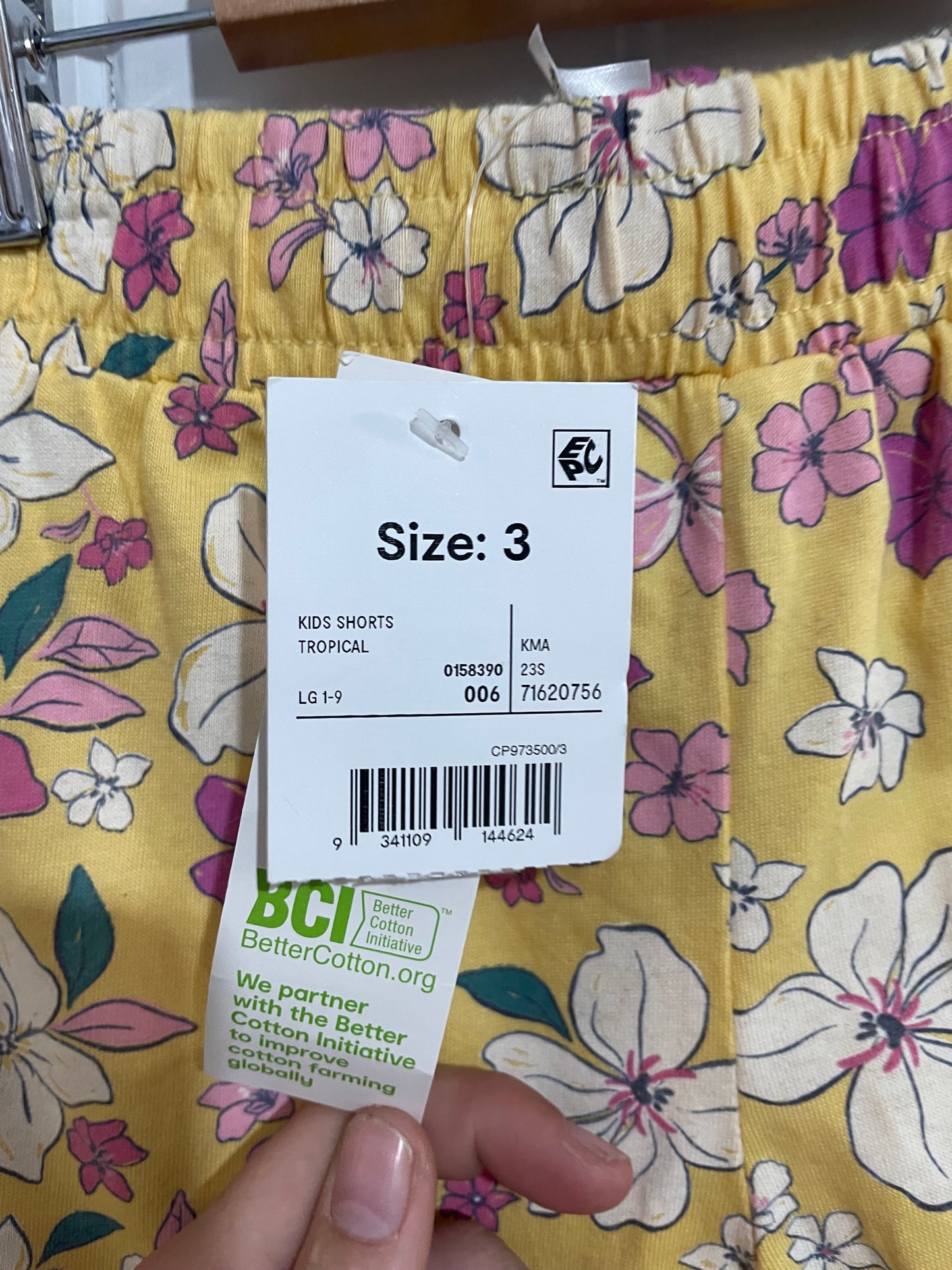 (3JNR) Anko | Yellow Floral Shorts | BNWT