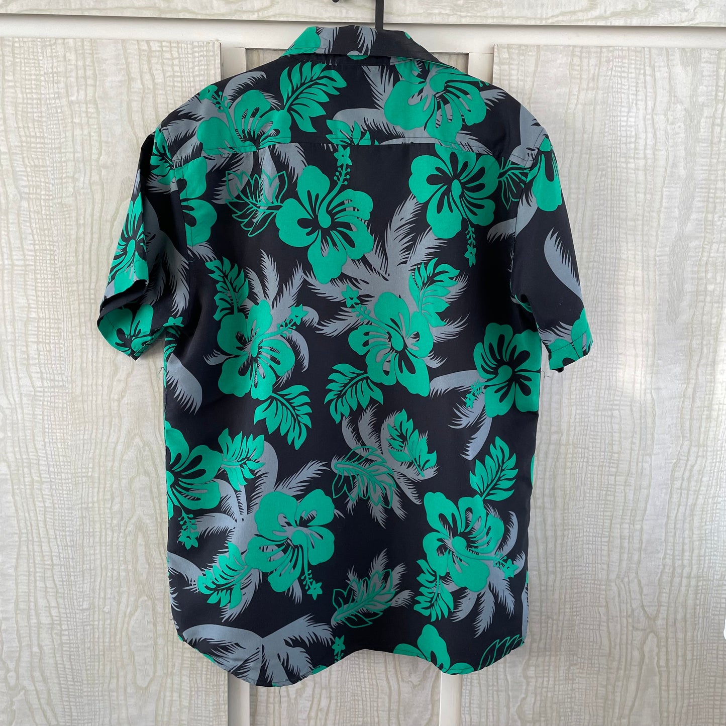 (S) Men's Hawaiian Shirts - MULTIPLE DESIGNS AVAILABLE. CLICK TO VIEW