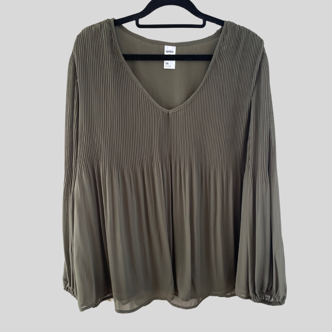 (14) Dark Green L/S Chiffon Blouse. Anko