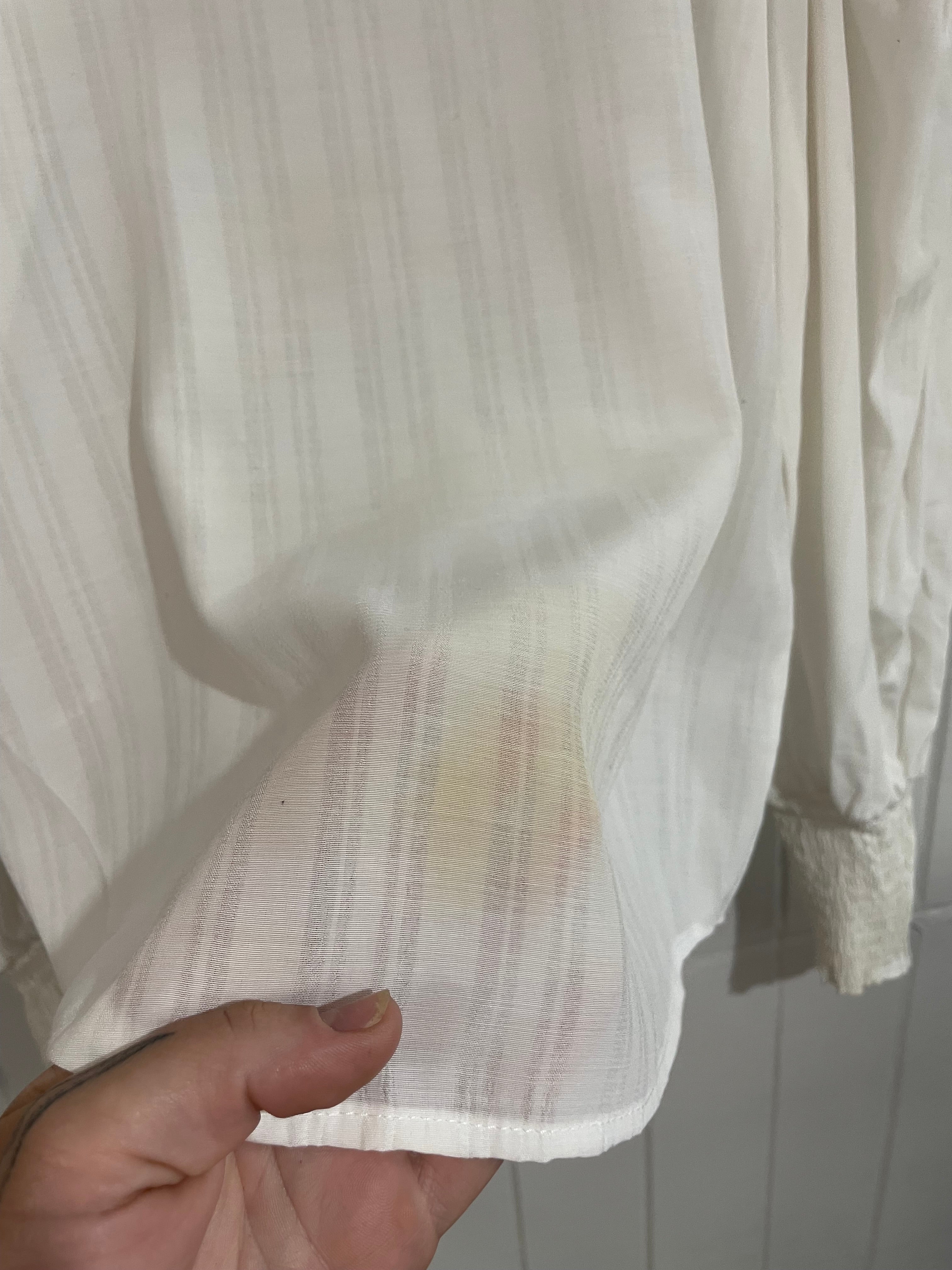 Image of (8) Valleygirl | White LS Blouse