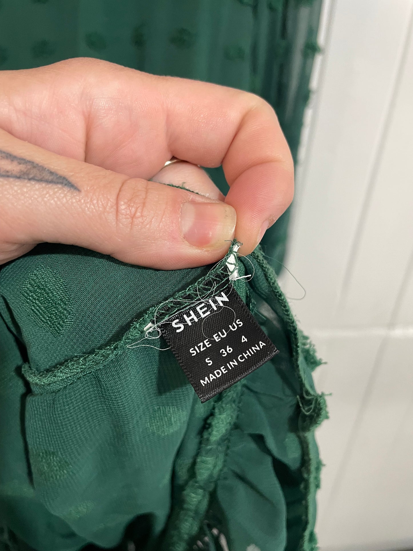 (S) Shein | Green Textured Dress w Belt