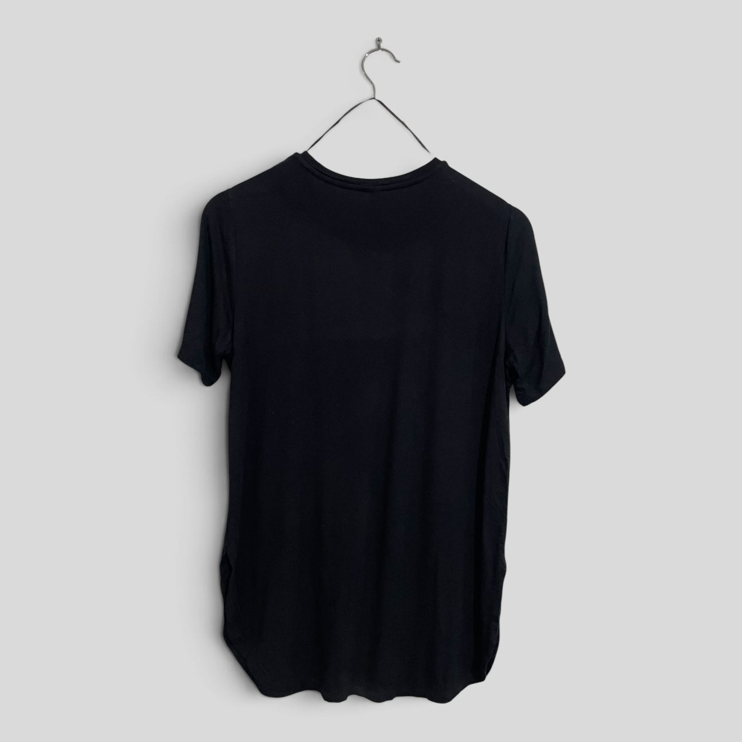 (10) Anko | Black Tee