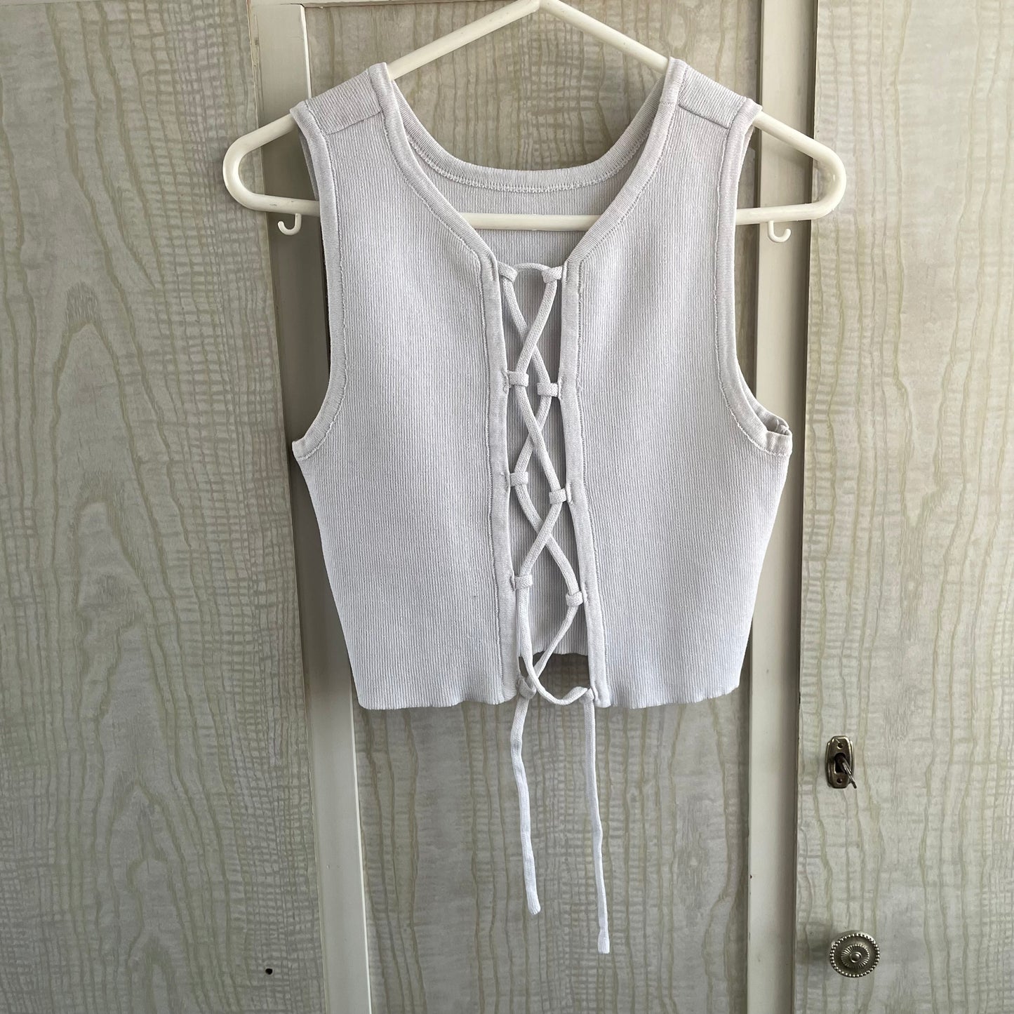 (6) Tie Front Off White Crop Singlet