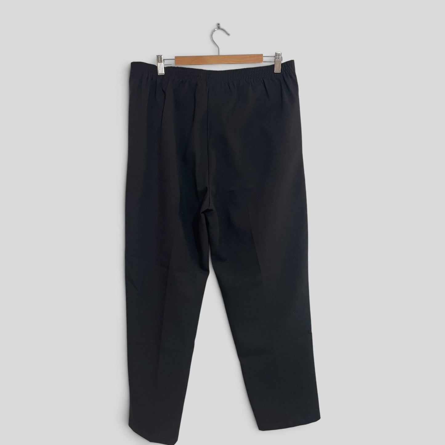 (14) Black Pepper | Black Slacks