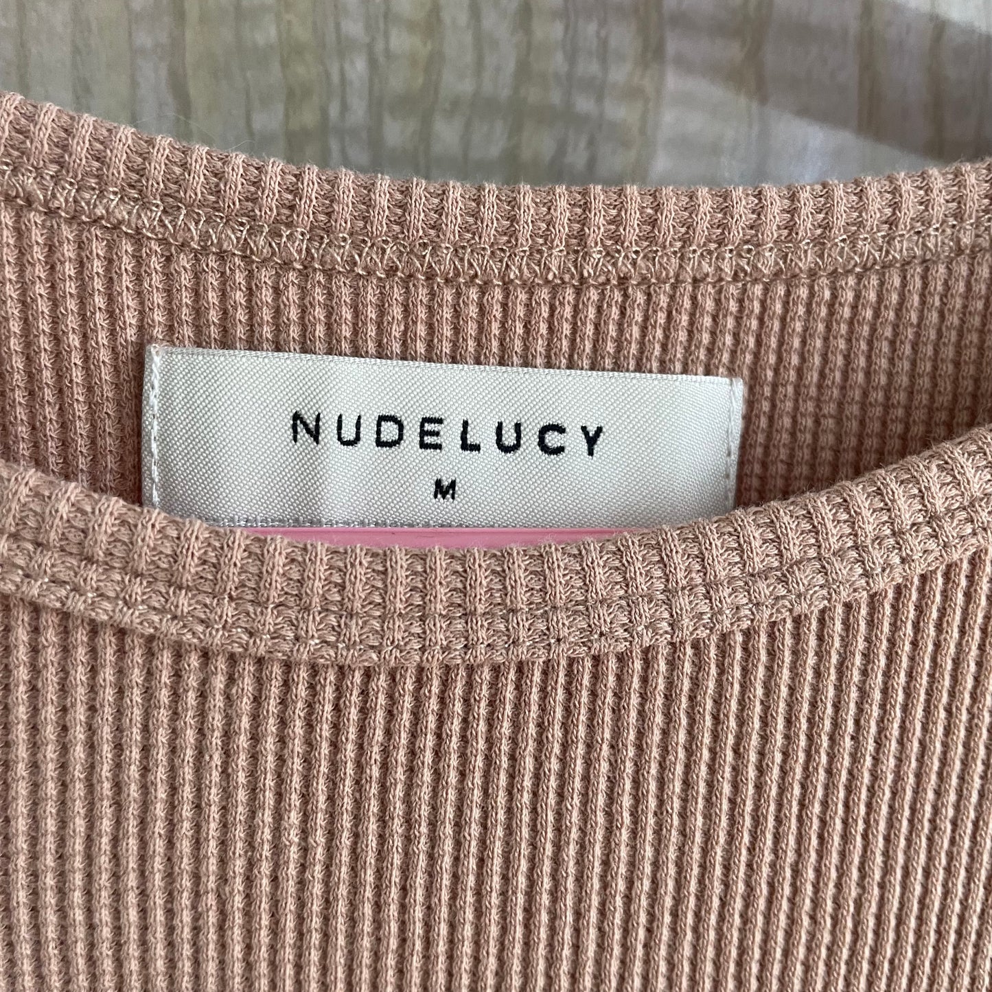 (M) Nudelucy L/S Crop