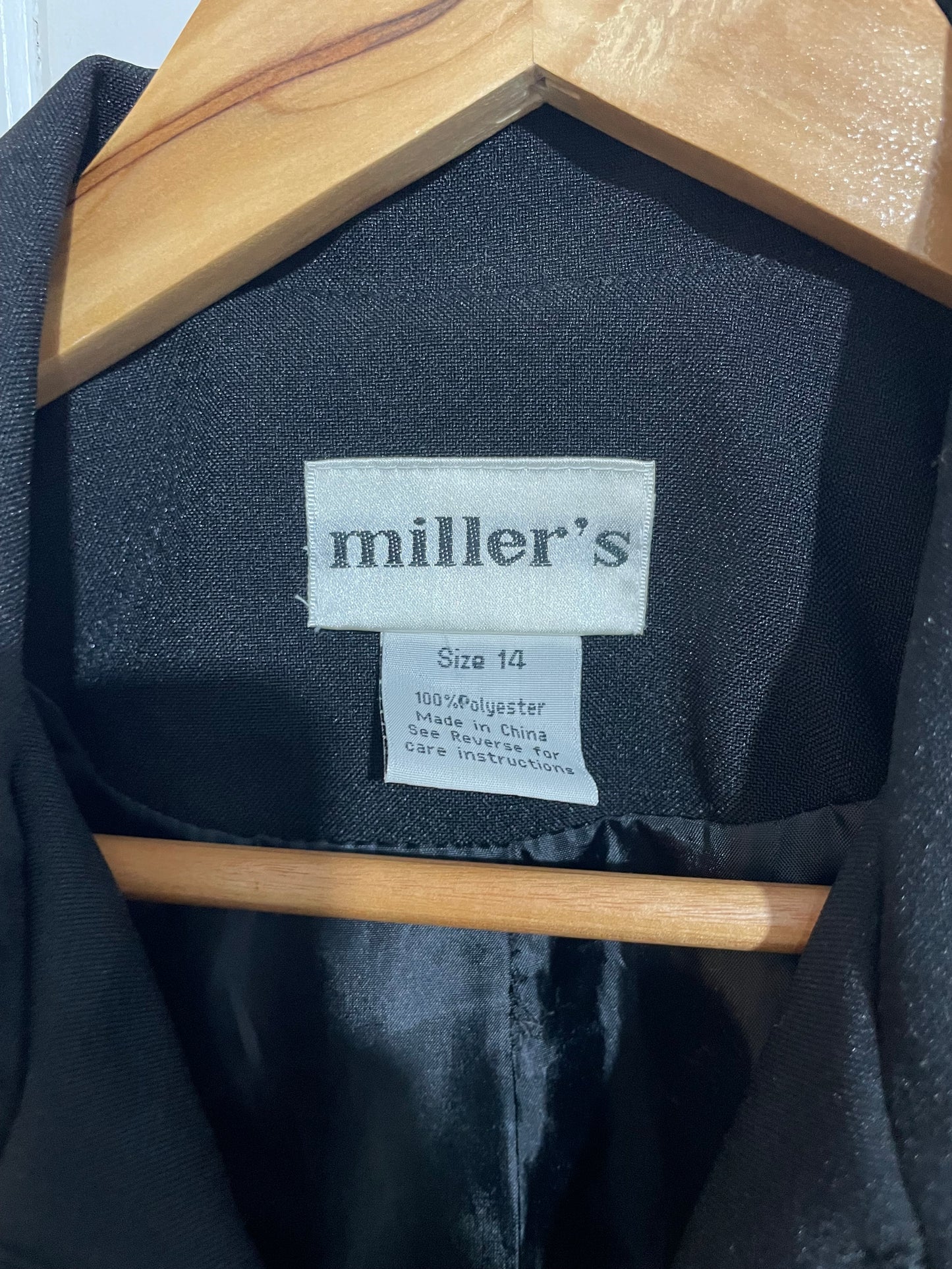 (14) Millers | Black Zip Jacket
