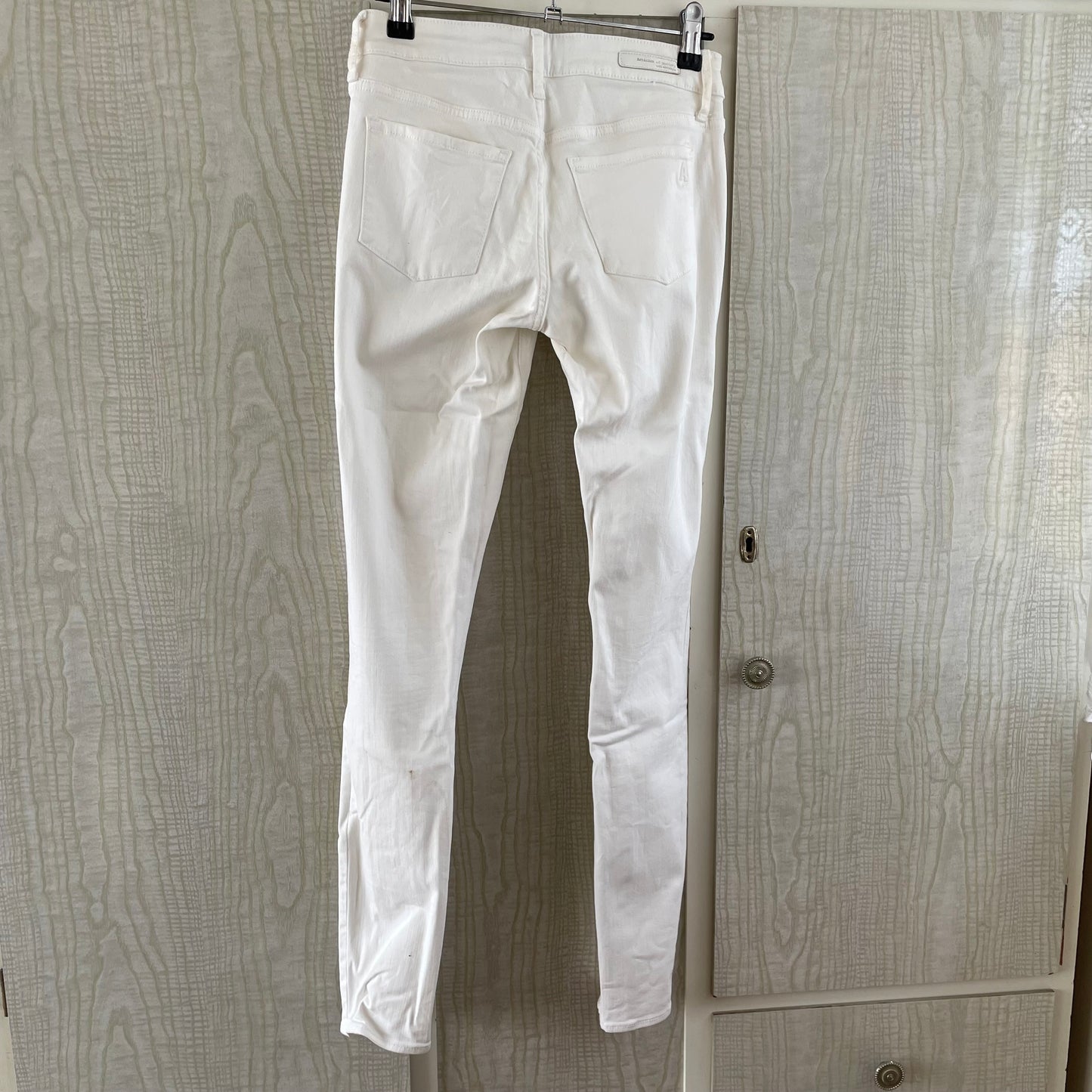 (24 or 6) Articles of Society White skinny stretch jeans