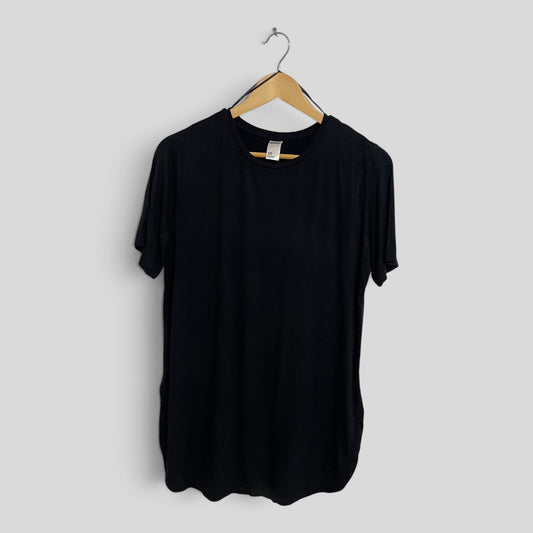(10) Anko | Black Tee