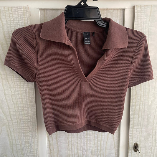 (S) Factorie Brown Collar Crop Tee