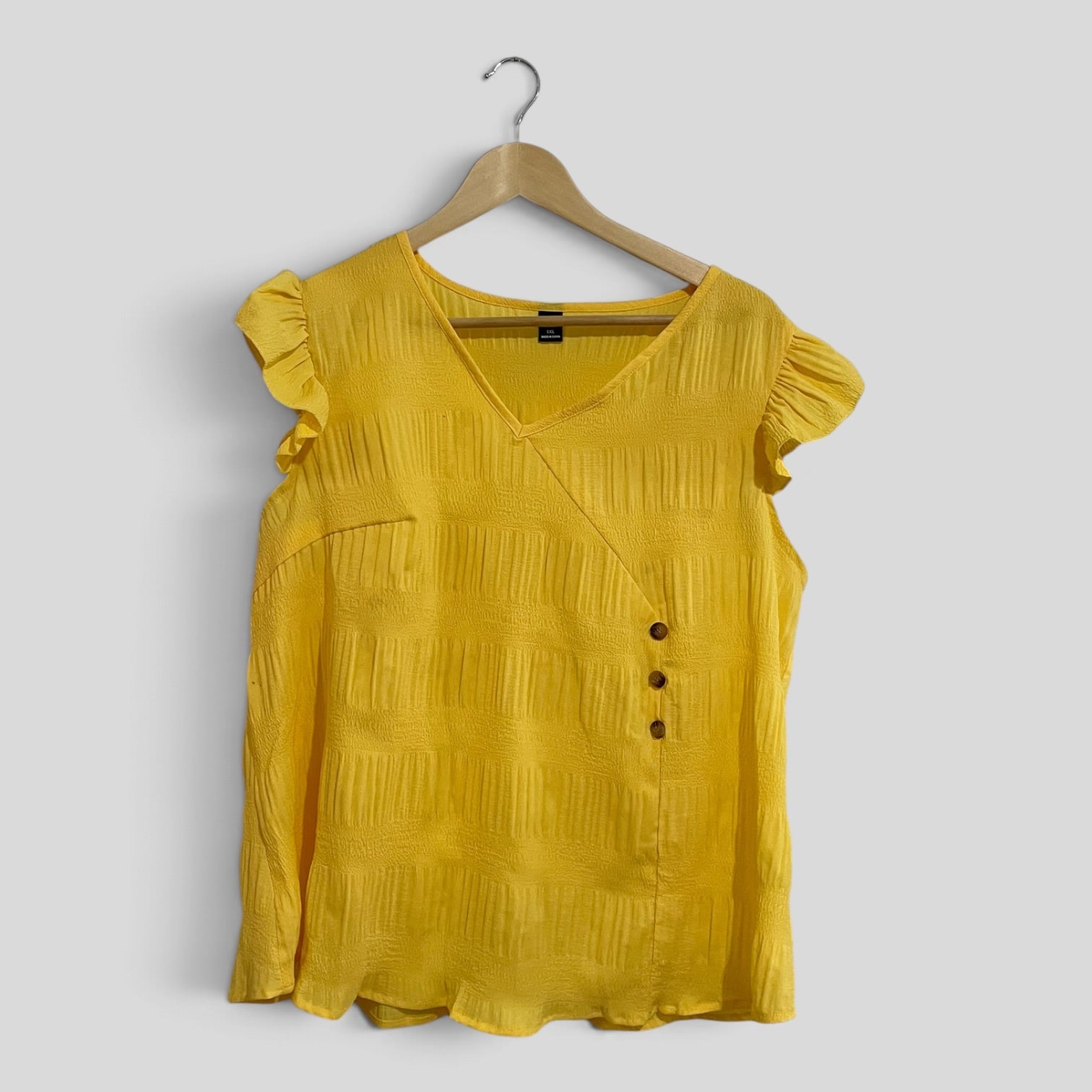 Image of (1XL) Shein Curve | Yellow Blouse