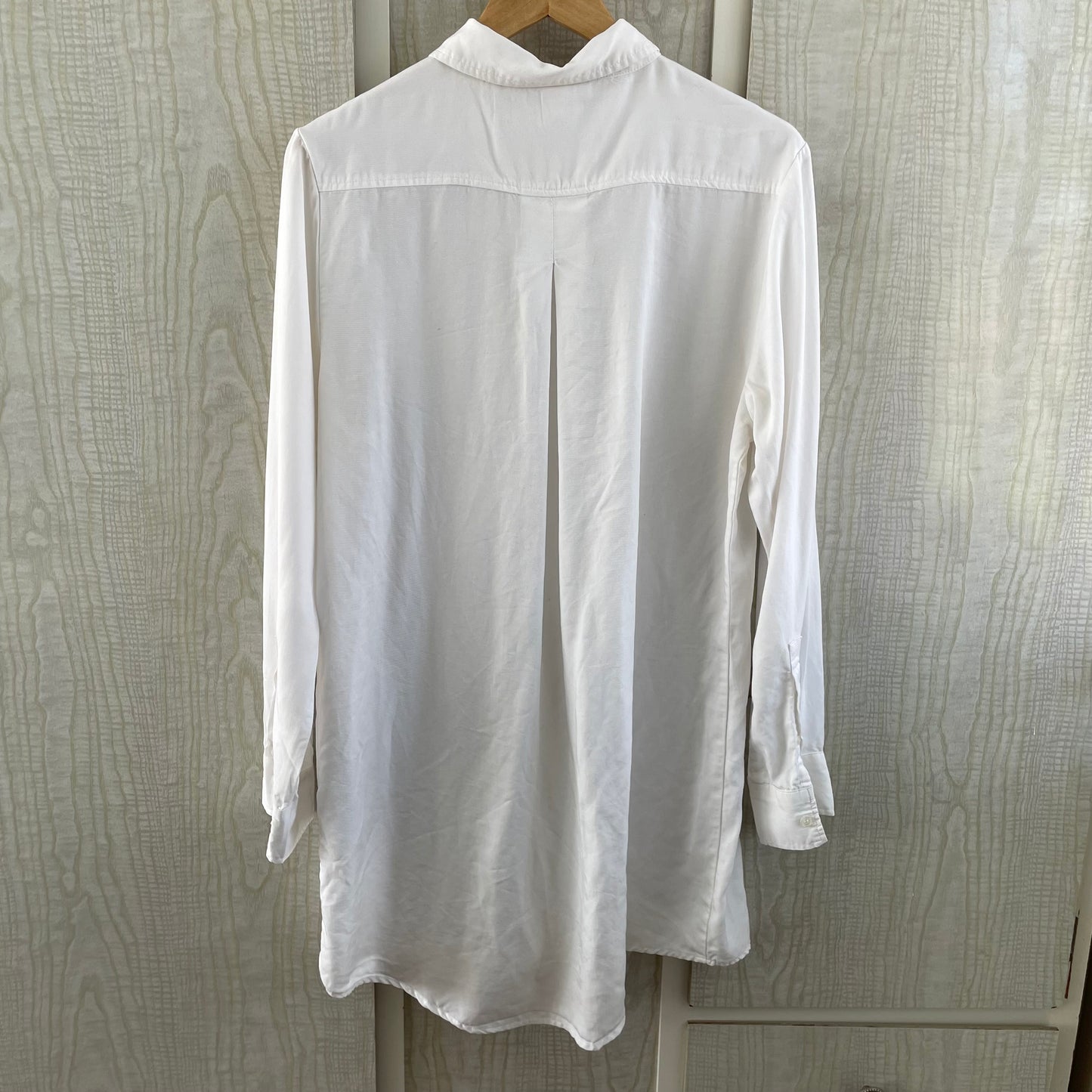 (14) Elm White L/S Dress