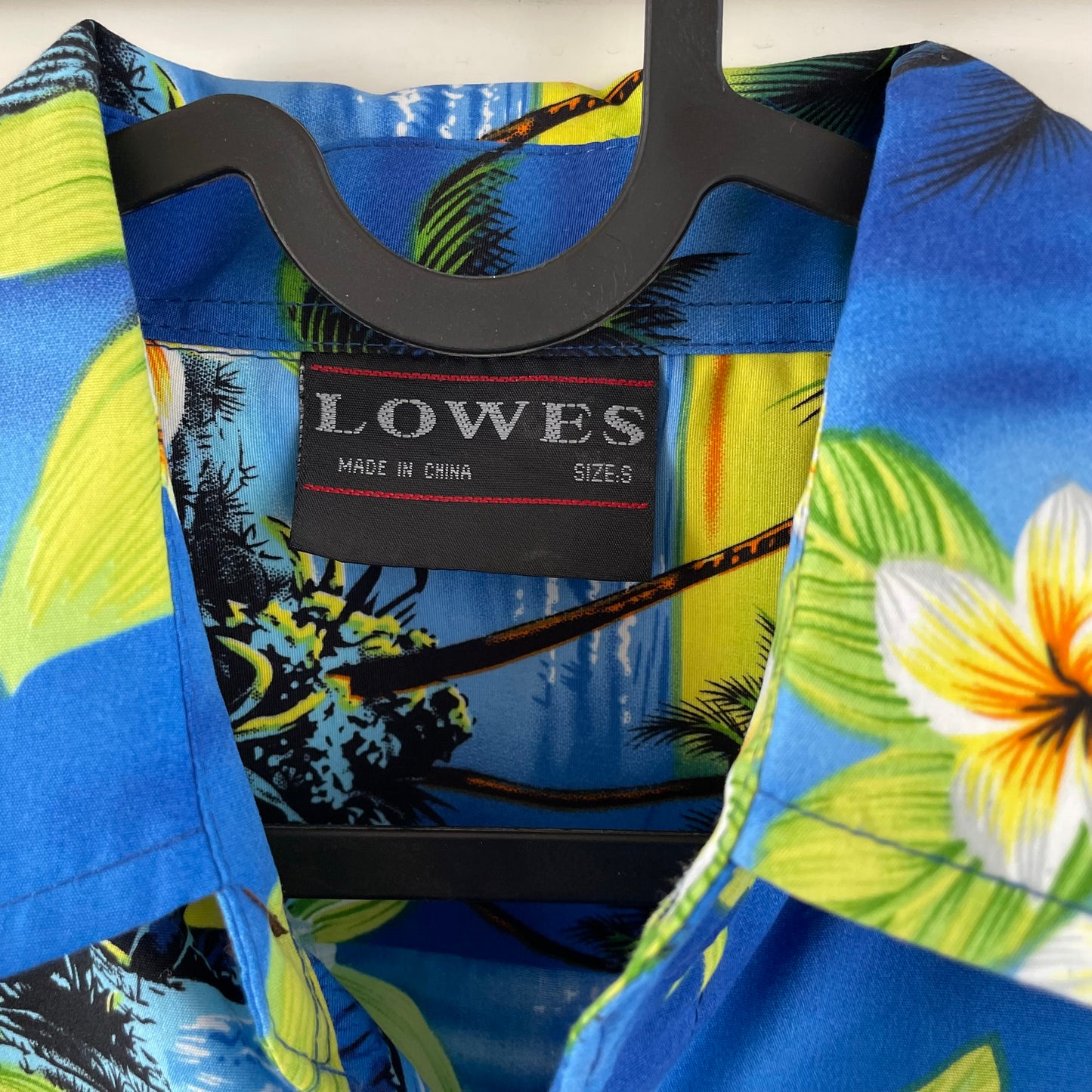 (S) Men's Hawaiian Shirts - MULTIPLE DESIGNS AVAILABLE. CLICK TO VIEW